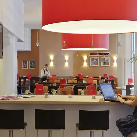 Ibis La Cite Des Sciences 19eme Hotell Paris