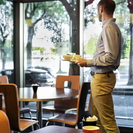 Ibis La Cite Des Sciences 19eme Hotell