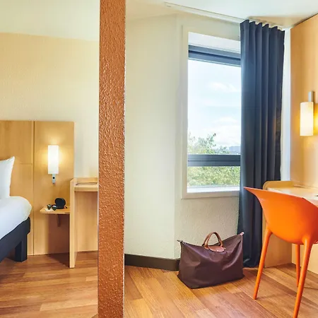 Ibis La Cite Des Sciences 19eme Hotel Paris