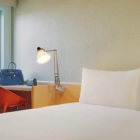 Ibis La Cite Des Sciences 19eme מלון 3*
