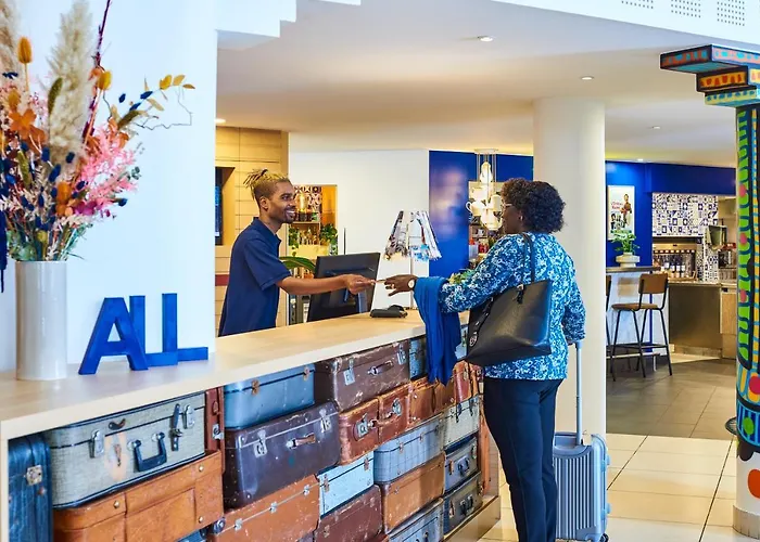 Ibis La Cite Des Sciences 19eme 호텔 3*