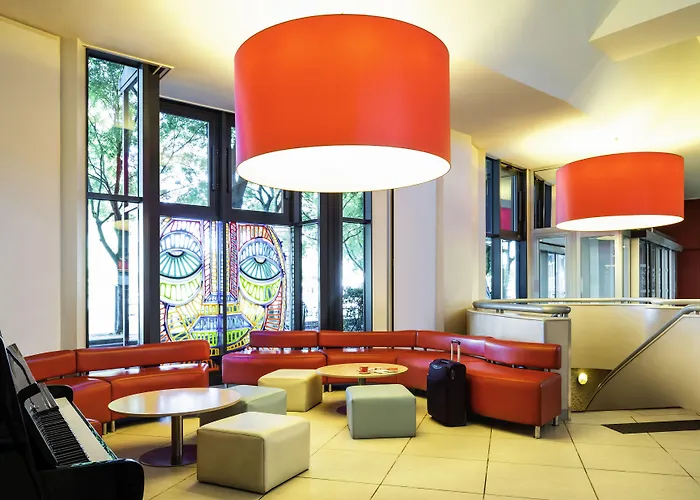 Ibis La Cite Des Sciences 19eme 호텔