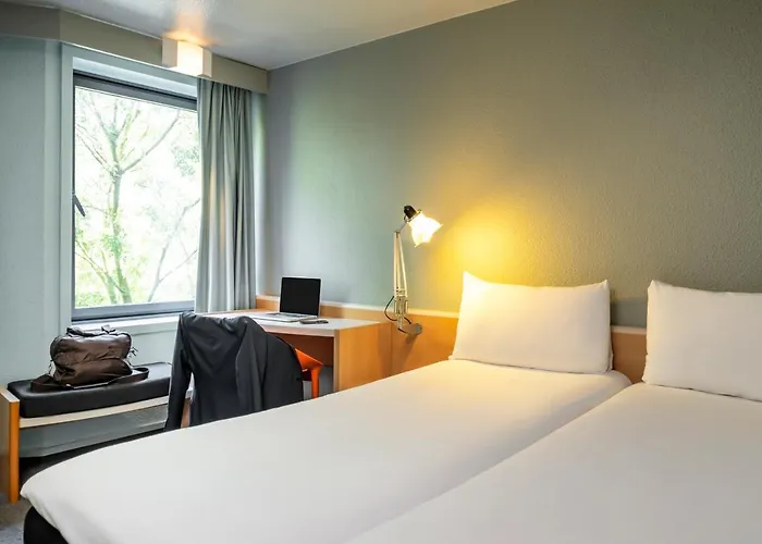 Ibis La Cite Des Sciences 19eme 3*