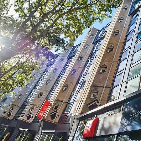 Ibis La Cite Des Sciences 19eme Szálloda