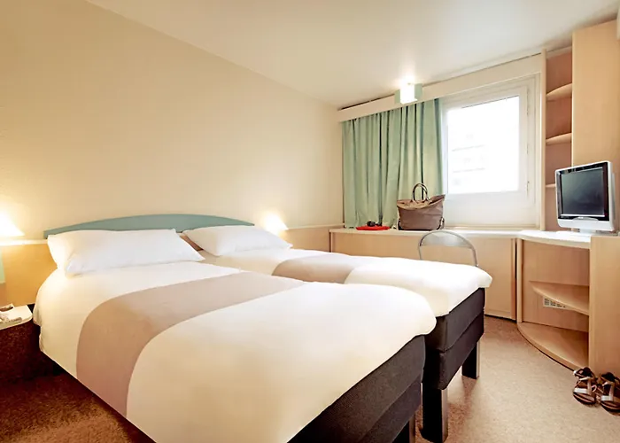Hotel Ibis La Cité Des Sciences 19ème 3*